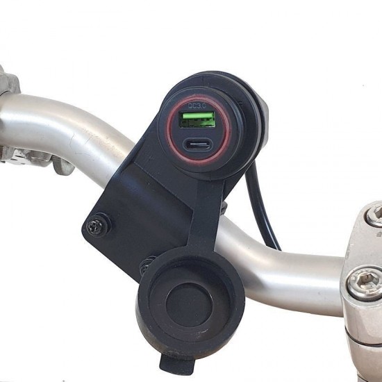 Зарядно устройво Chaft CHARGEUR USB QC3.0 USB + TYPE C IN792